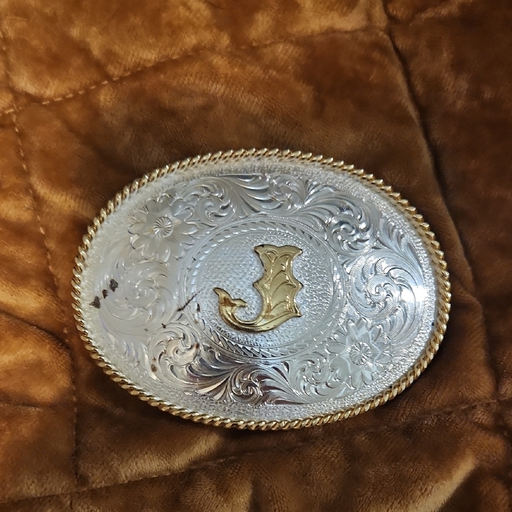 Montana Silversmiths Gold and Silver Belt Buckle